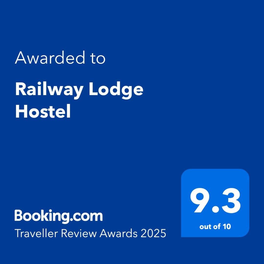 Railway Lodge Hostel ハットン エクステリア 写真