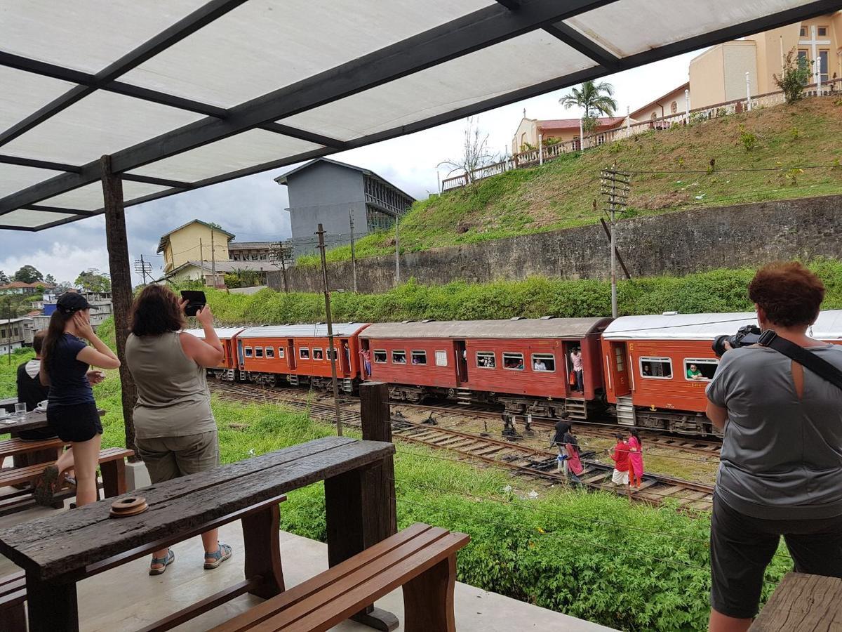 Railway Lodge Hostel ハットン エクステリア 写真